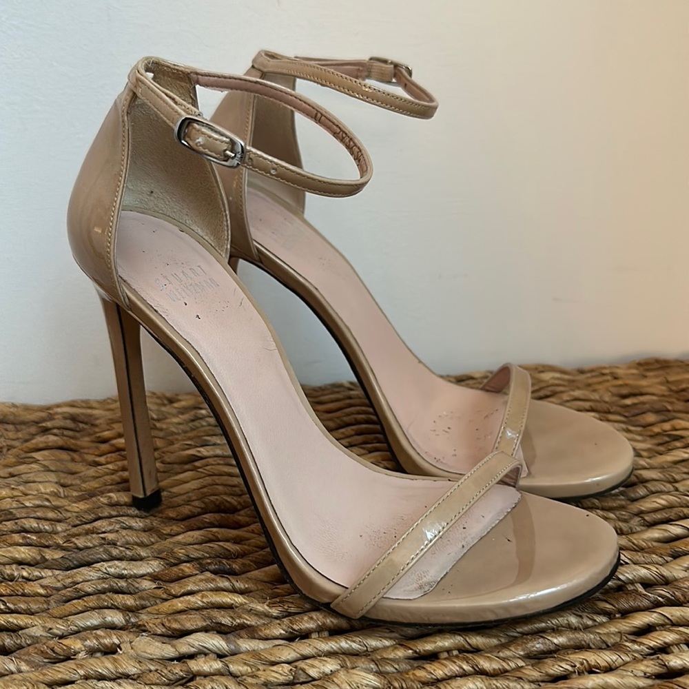 Stuart Weitzman Nudist Sandal in Nude Patent